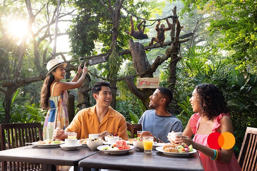 /content/dam/mandai/mastercard/mastercard-breakfast-in-the-wild-900x600.jpg